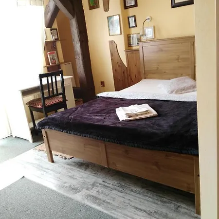 Clochard Hotel
