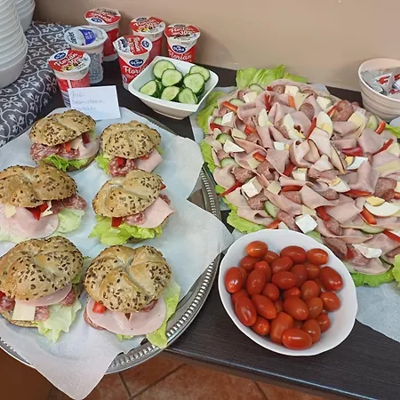 Clochard Hotel Chomutov