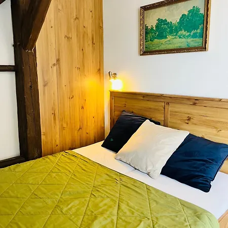 Clochard Hotel